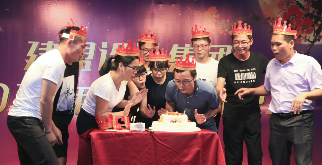 1277星际电子2017年中秋博饼晚宴圆满举行