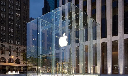 比买iphone手机更主要的，，，，，，，是逛苹果的地标
